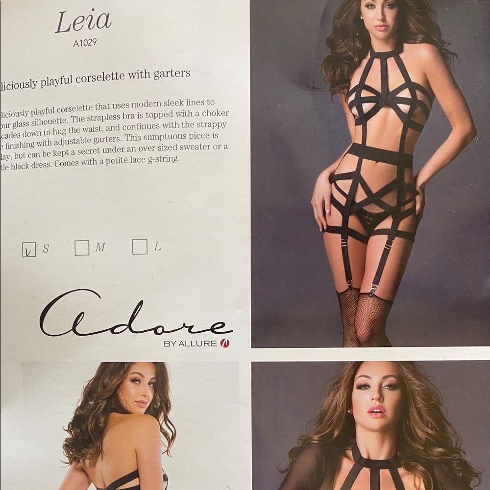 𝐋𝐚𝐝𝐢𝐞𝐬 𝐏𝐥𝐚𝐲𝐟𝐮𝐥 𝐂𝐨𝐫𝐬𝐞𝐥𝐞𝐭𝐭𝐞! - Picture 2 of 2